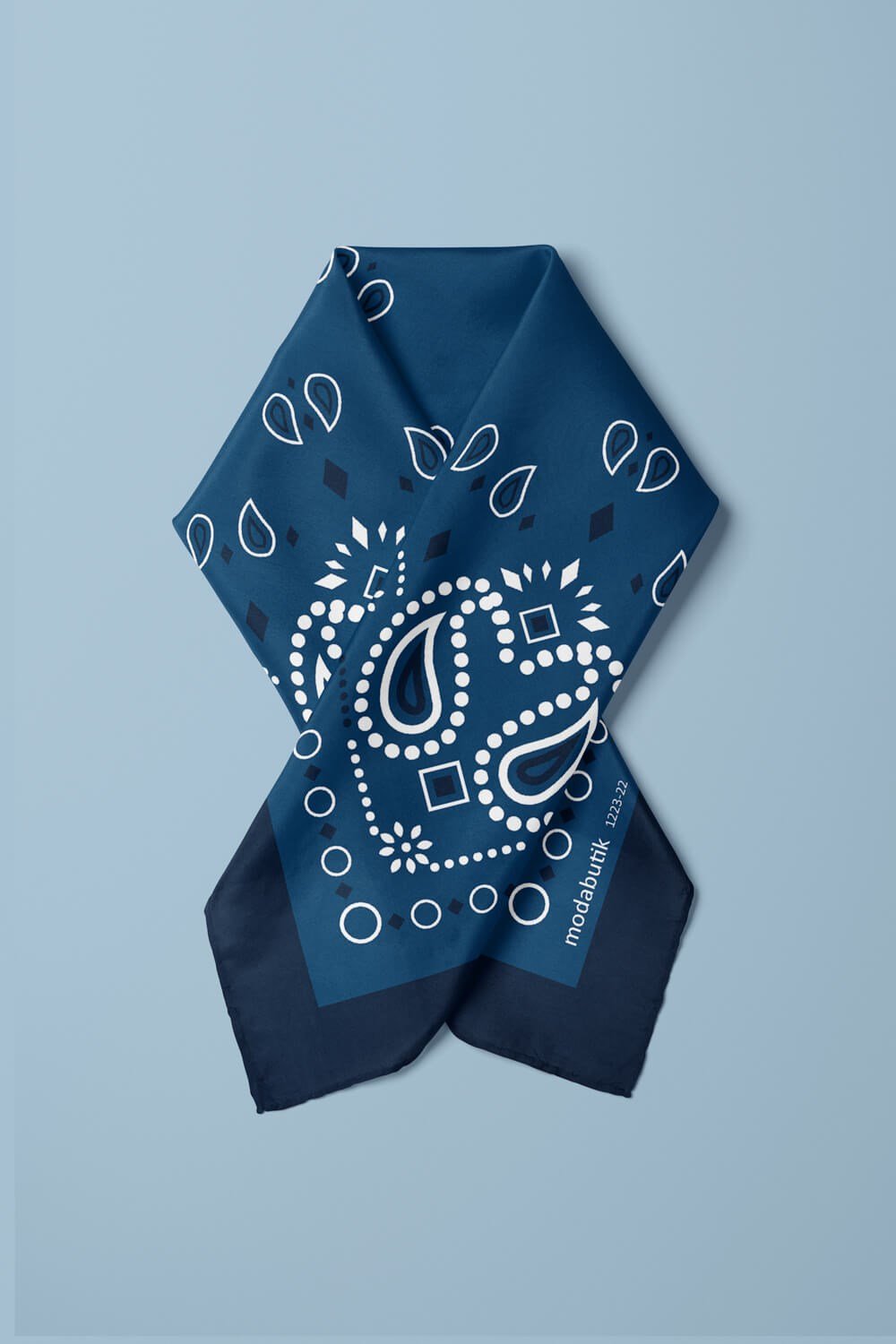 Violla E15 Kadın Beyaz Mavi Etnik Desenli 50x50 Bandana