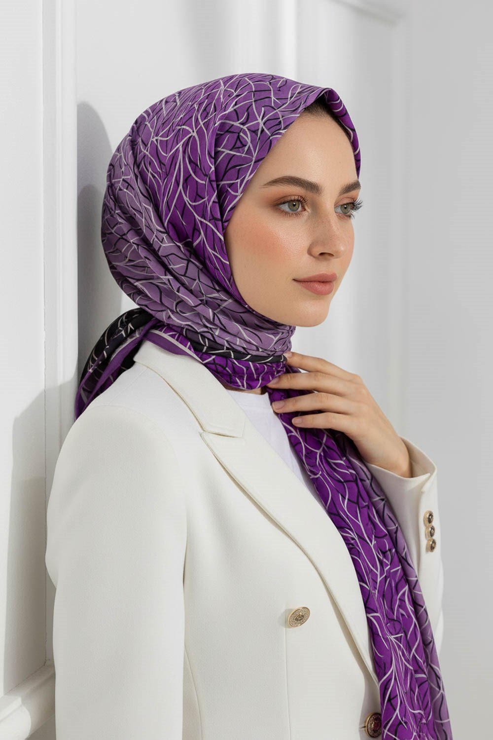 KREP GEOMETRİK DESENLİ LİLA RENKLİ 75X195 KIRIŞMAZ ŞAL
