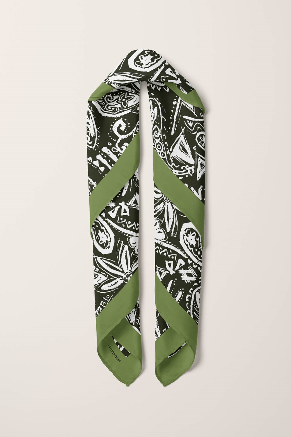 D65 Kadın Egzotik Desenli Bandana 50x50 Koyu Yeşil DG0363-22