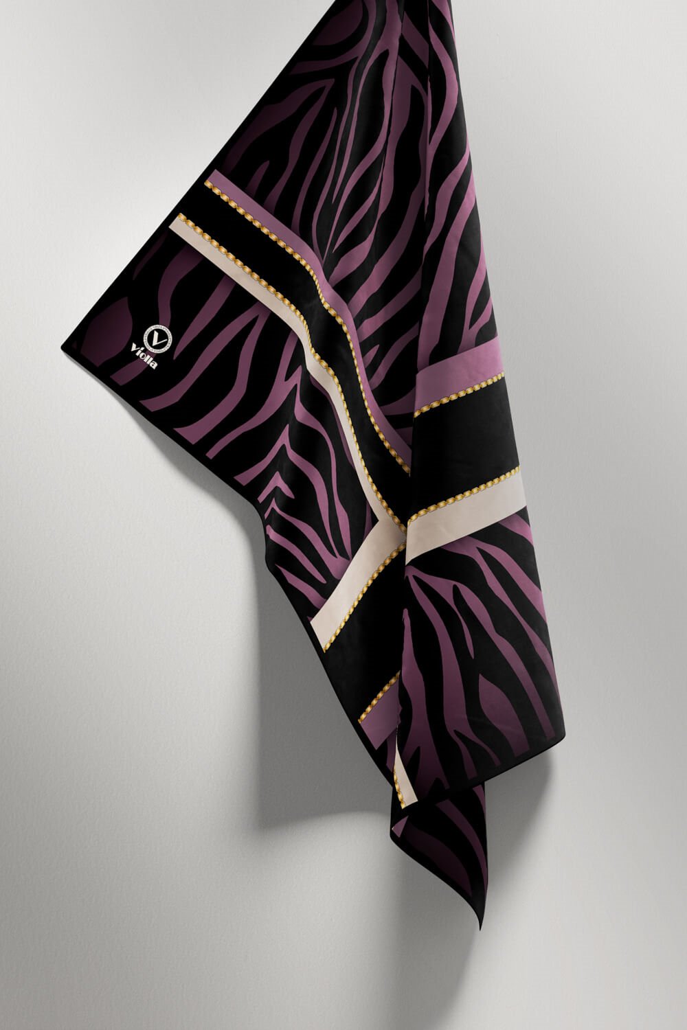 Twill Zebra Desenli Siyah - Lila Renkli 90x90 Eşarp (İpek İçermez) Dikim Şekli : El Dikişi
