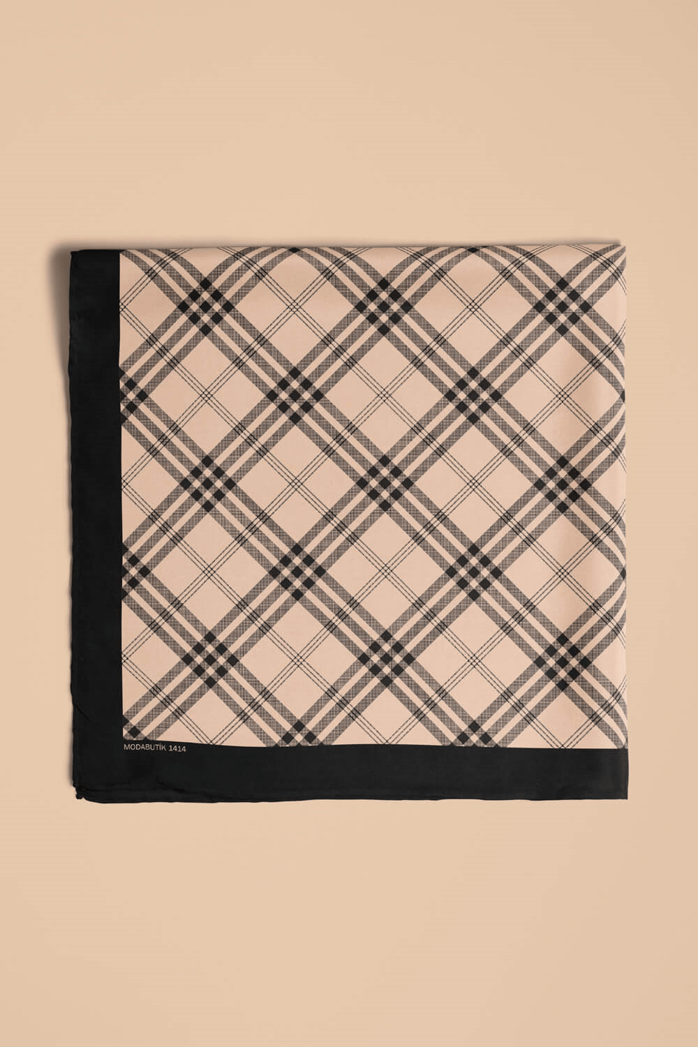 G36 Kadın Krem Kare Desenli 50x50 Bandana
