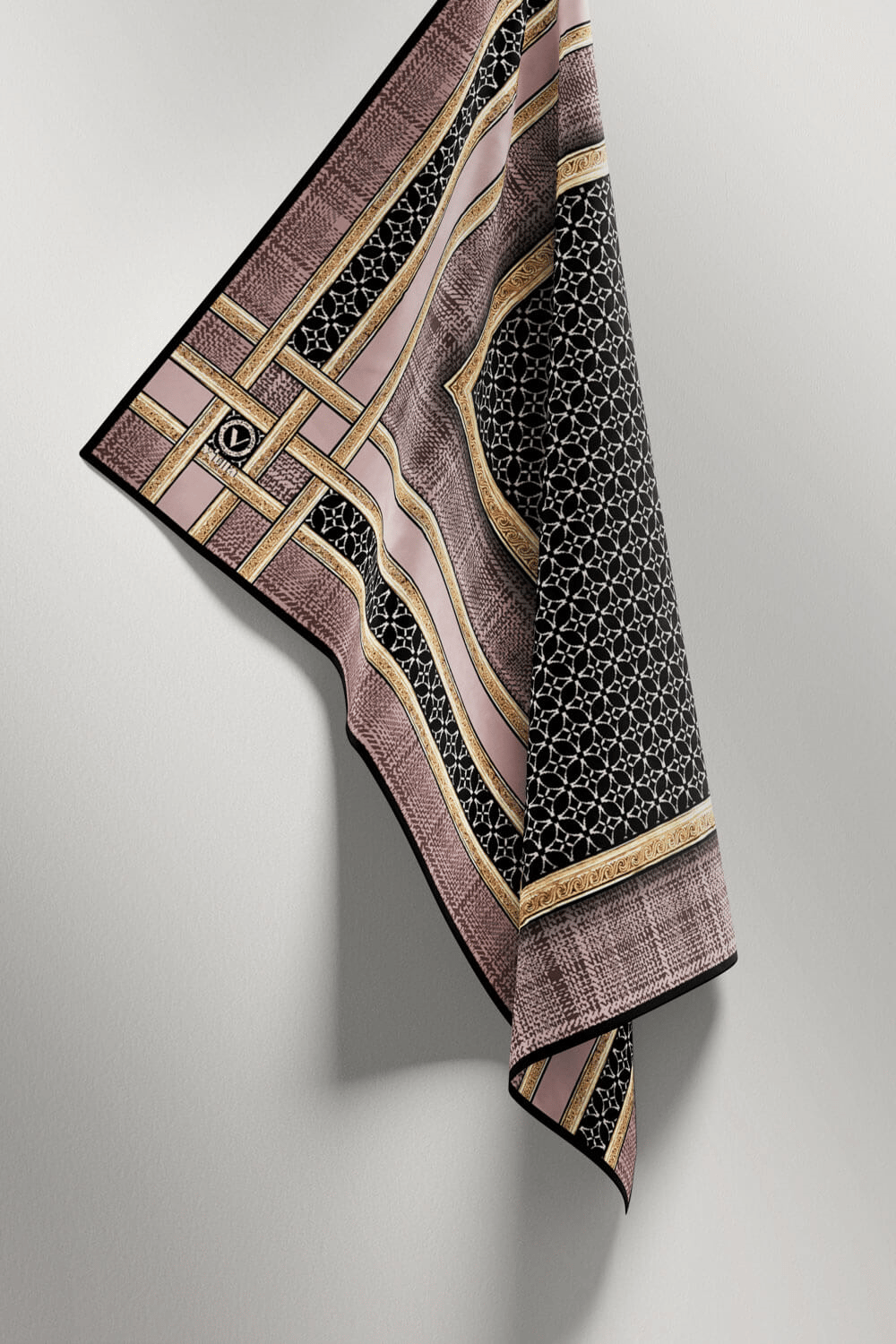 Twill Gold Bordürlü Geometrik Desenli Vizon Renkli 90x90 Eşarp (İpek İçermez) Kenar Dikiş Şekli El Dikişli