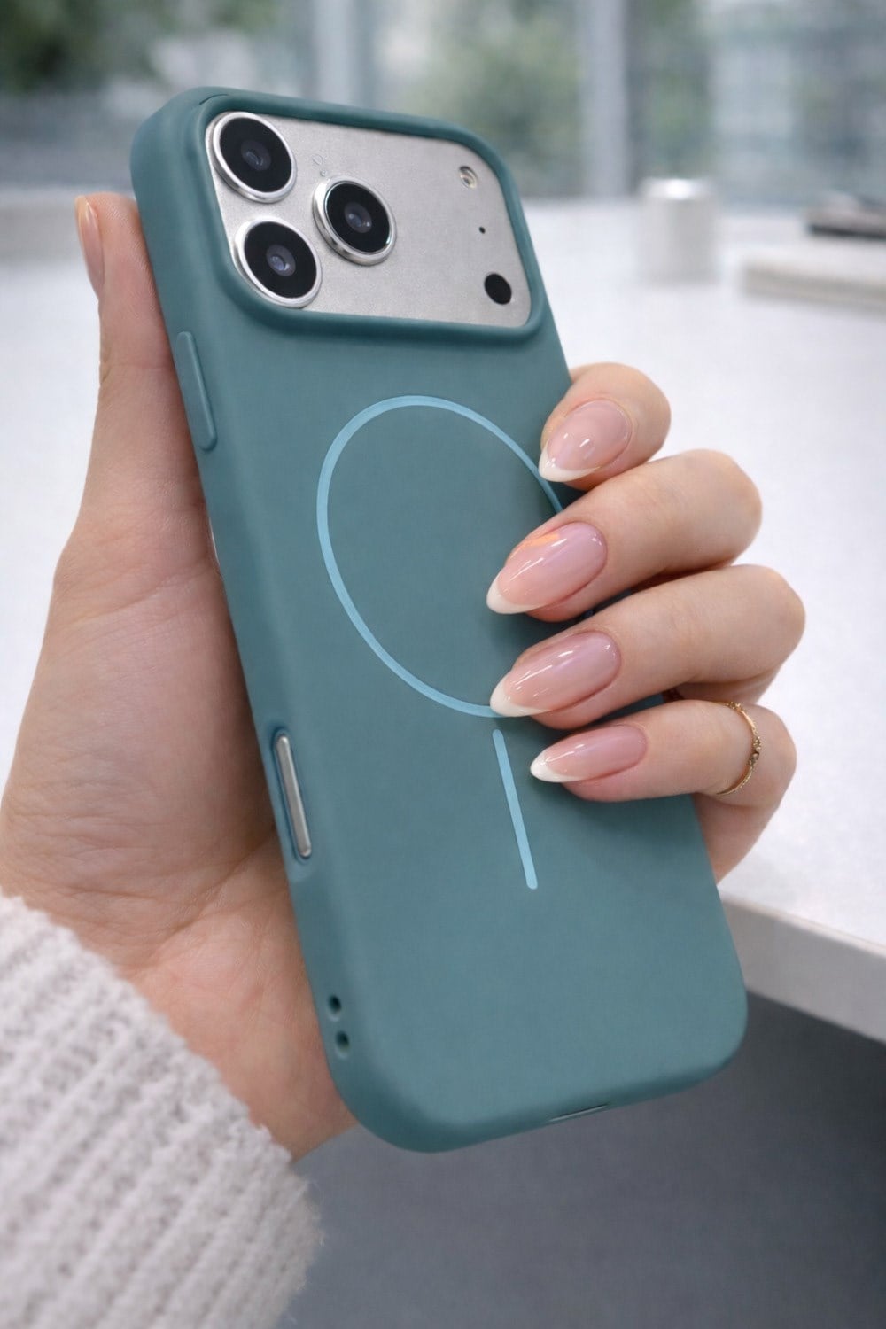 iPhone 17 Pro Uyumlu İçi Kadife Magsafe Wireless Şarj Özellikli Telefon Kılıfı