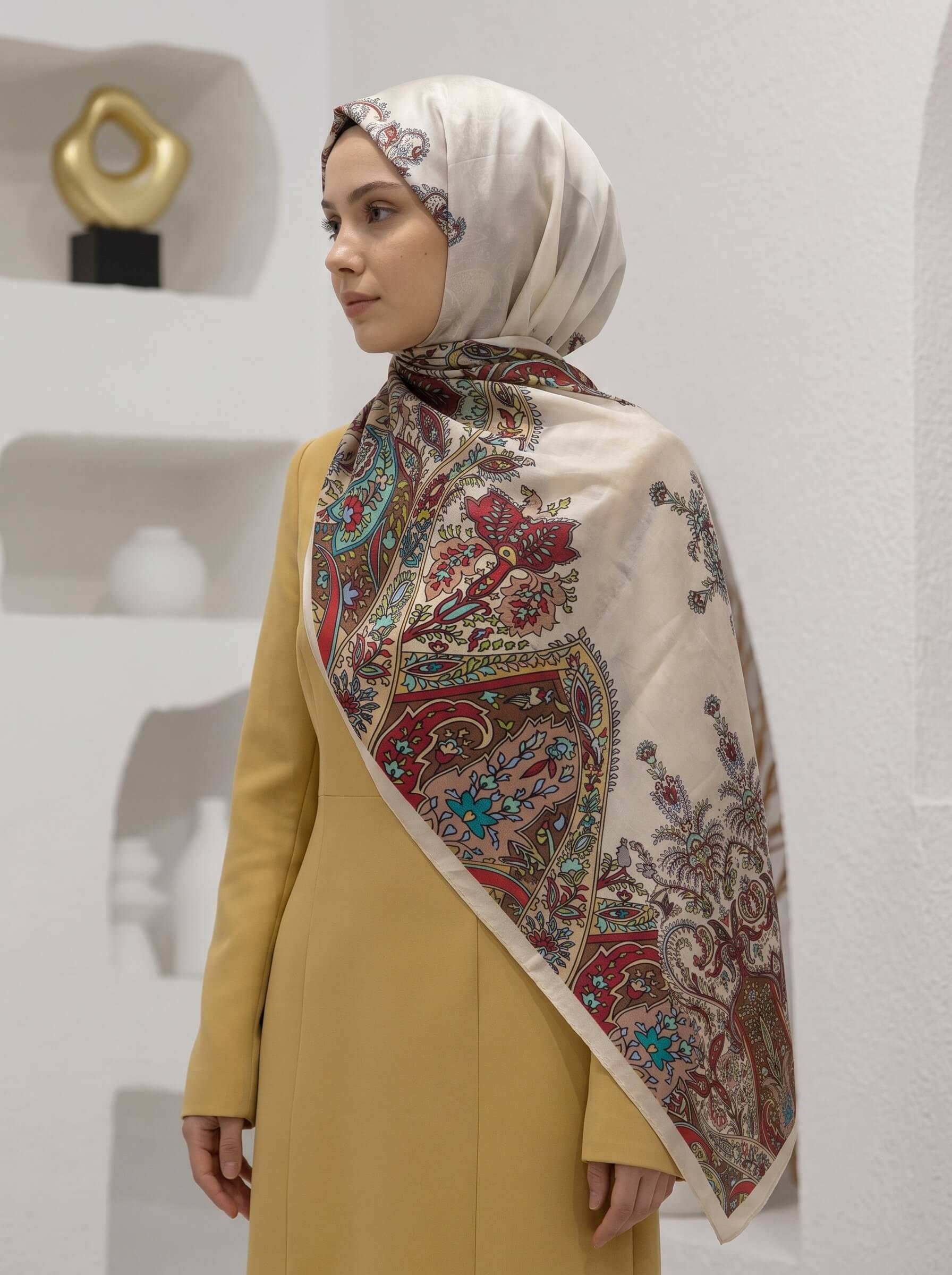 %100 Saf İpek Şal İnce Saten Vual Dokuma Etnik Desenli Krem Renkli 90x210 Şal