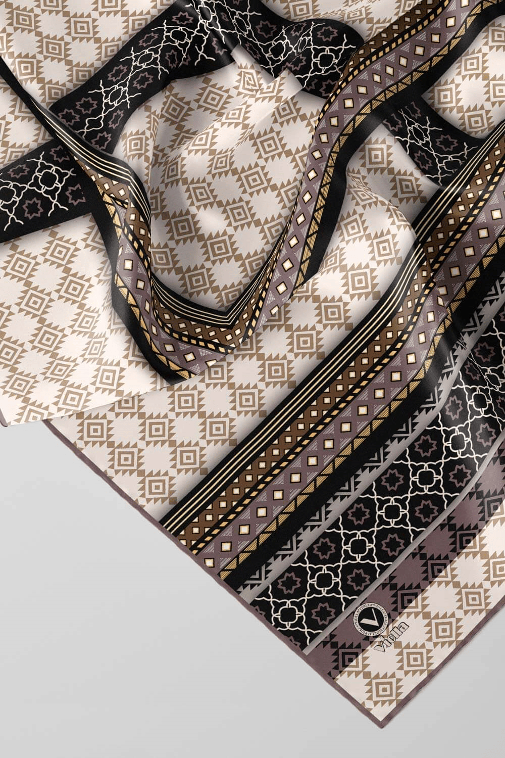 Twill Etnik Desenli Taş Renkli 90x90 Eşarp (İpek İçermez) Kenar Dikiş Şekli El Dikişli
