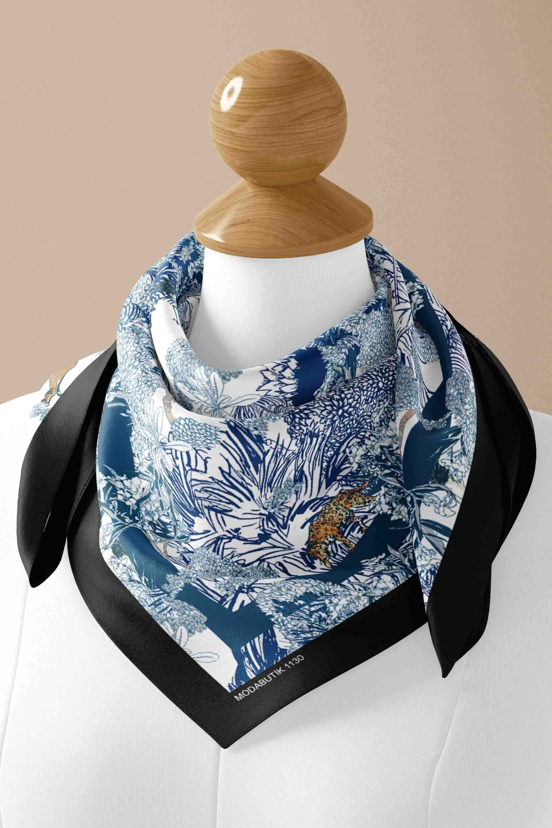 Violla V45 Kadın Açık Mavi Lacivert Arbore Desenli 50x50 Bandana HYL DG01130-22