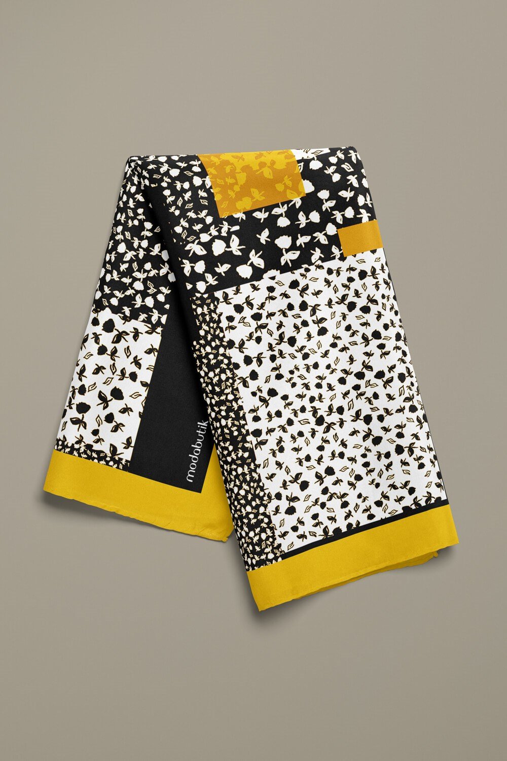 Violla F119 Kadın Egzotik Desenli Bandana 50x50 Siyah DG0473-22