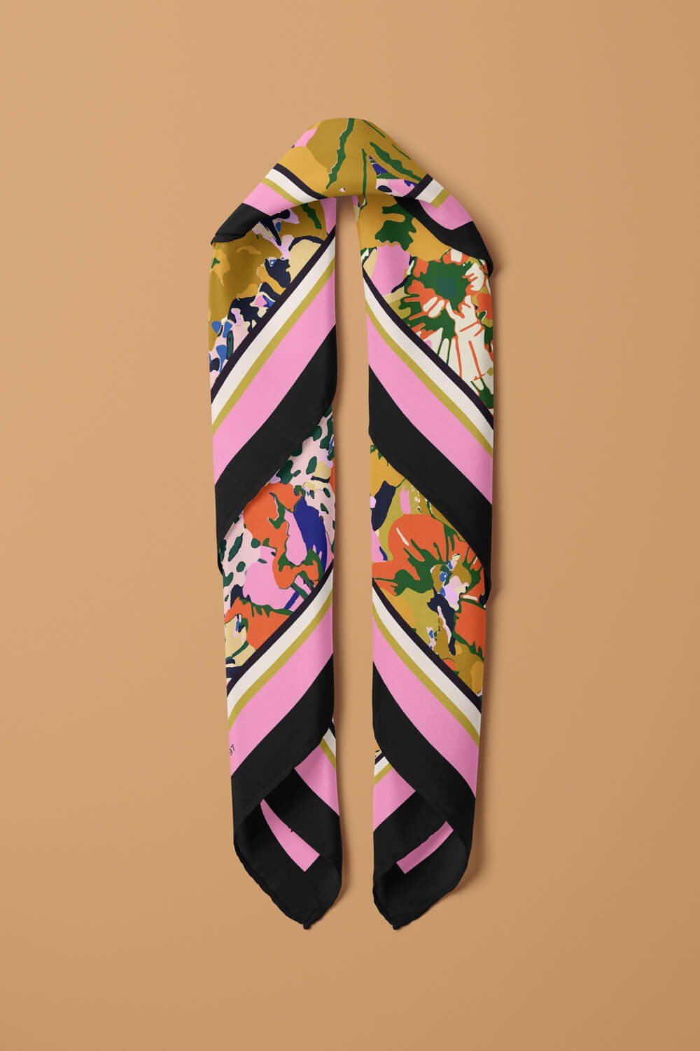 Violla B117 COLORFUL FLOWERS BANDANA