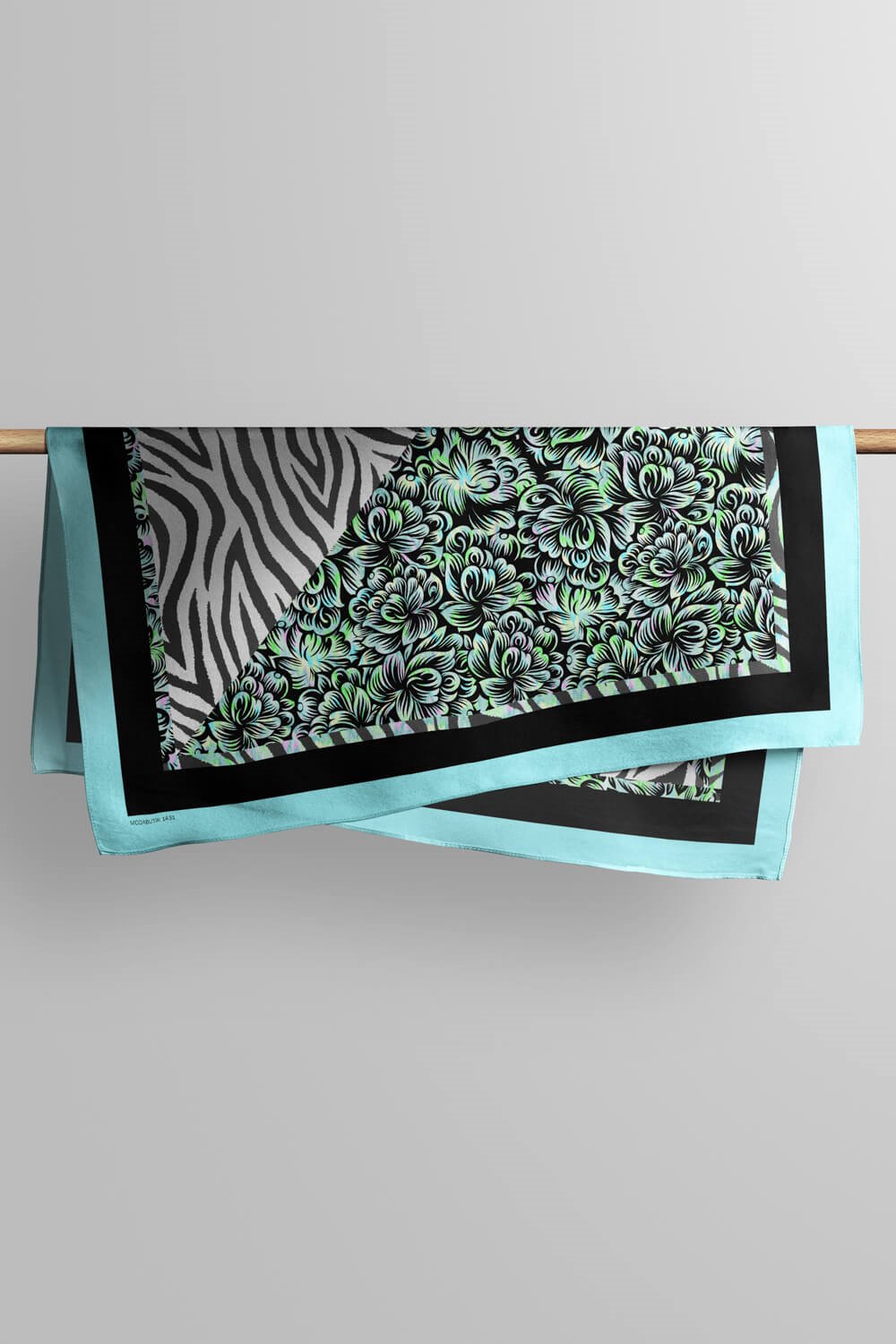 D60 Kadın Yeşil Zebra Desenli 50x50 Bandana HYL DG01431-22