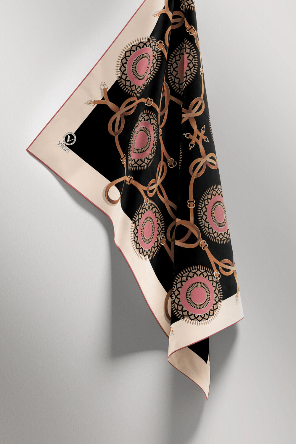 Twill Kemerli Ve Geometrik Desenli Gül Kurusu Renkli 90x90 Eşarp (İpek İçermez) Kenar Dikiş Şekli El Dikişli