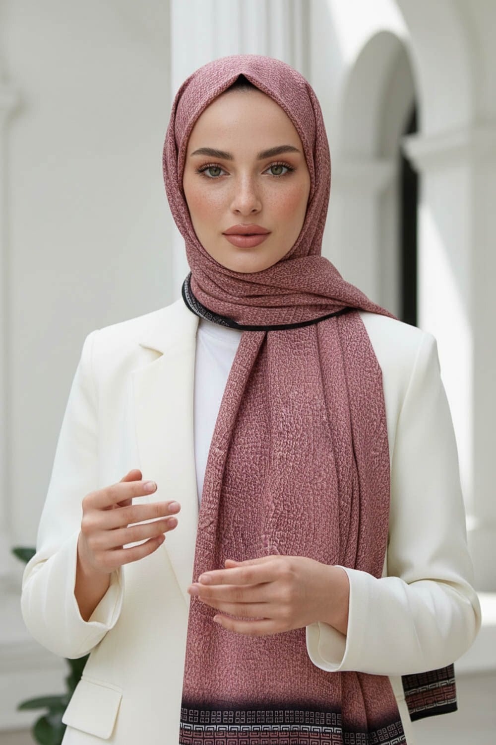 KREP DESENLİ PUDRA RENKLİ 75X195 KIRIŞMAZ ŞAL