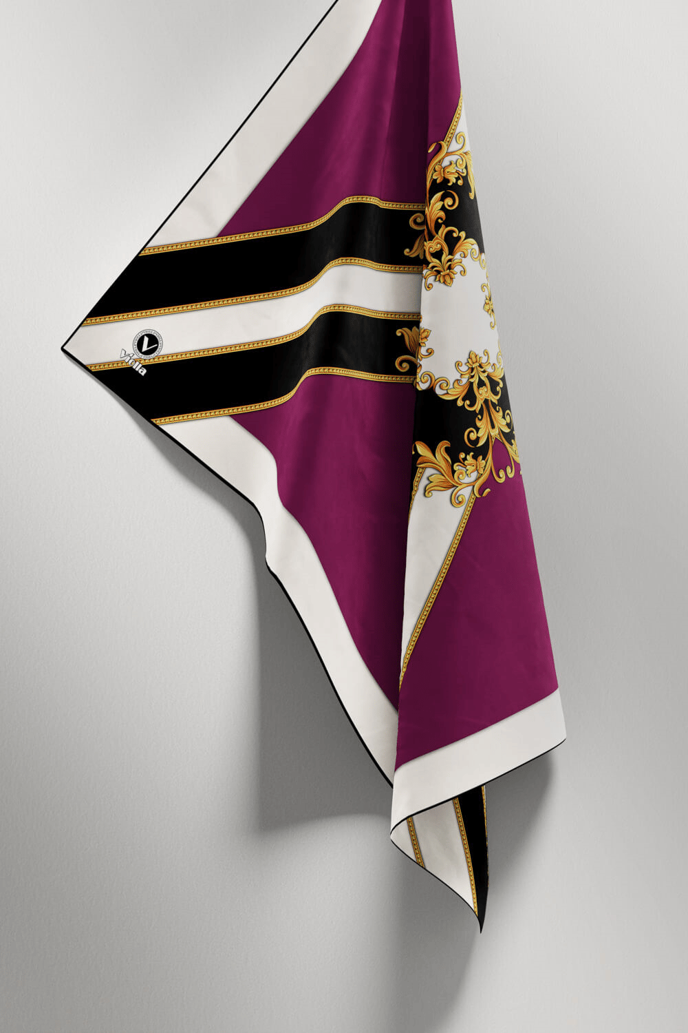 Twill Barok Desenli Mürdüm - Siyah Renkli 90x90 Dikim Şekli : El Dikişi Eşarp (İpek İçermez)