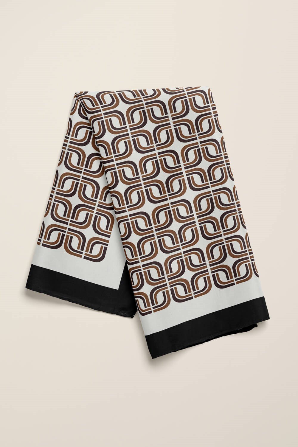 Violla B32 Kadın Gri Geometrik Desenli 50x50 Bandana HYL DG01592-22