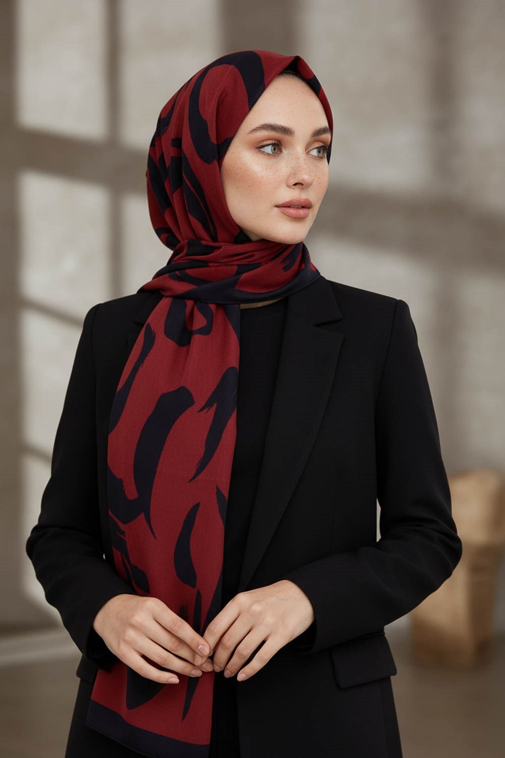 KREP FIRÇA DARBESİ DESENLİ BORDO RENKLİ 75X195 KIRIŞMAZ ŞAL