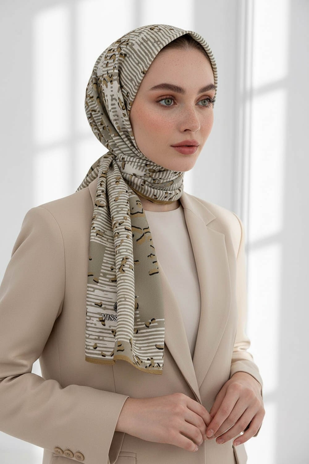KREP ESKİTME DESENLİ HARDAL RENKLİ 75X195 KIRIŞMAZ ŞAL