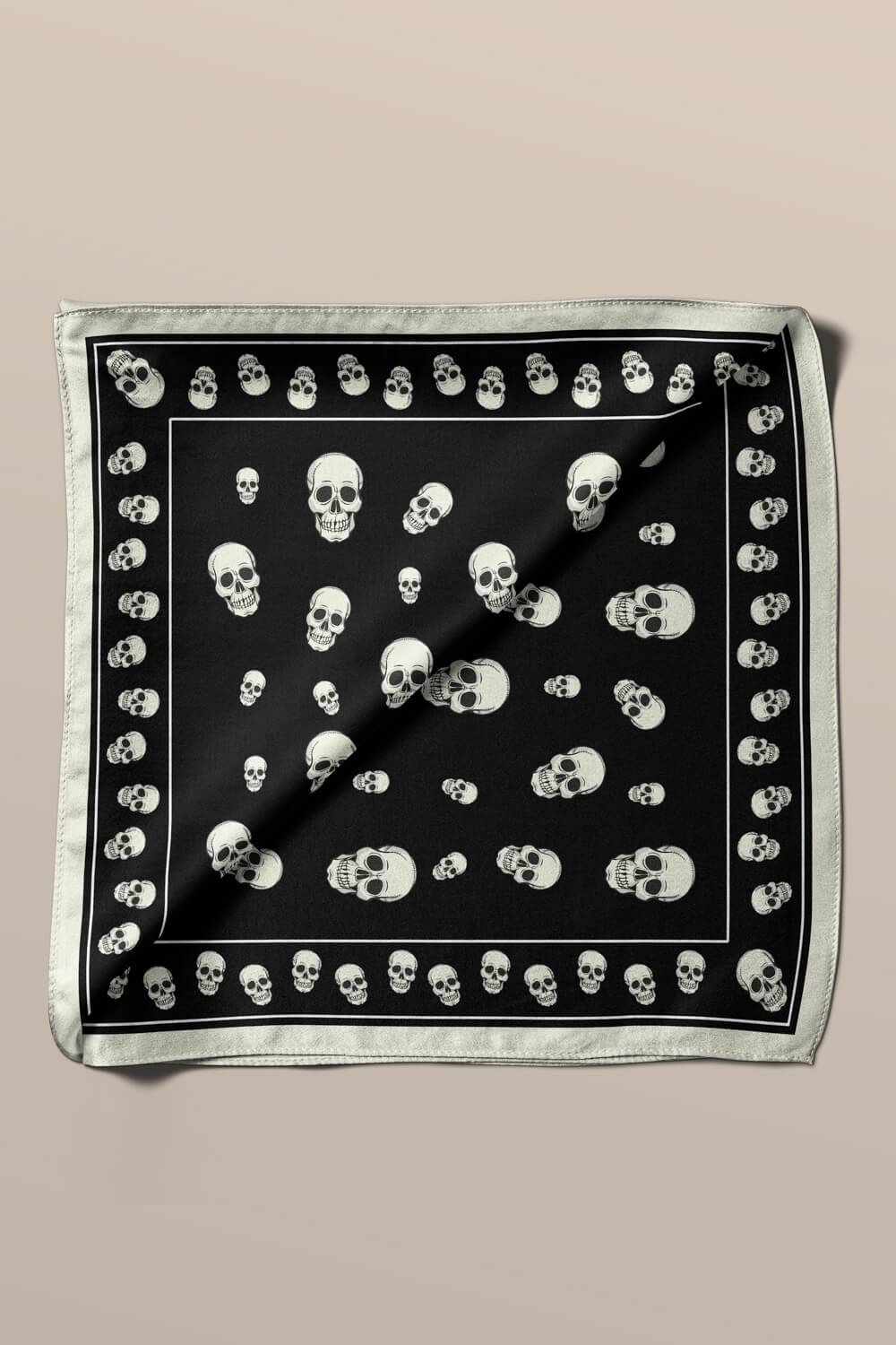 A104 Violla Kurukafa Desenli Bandana