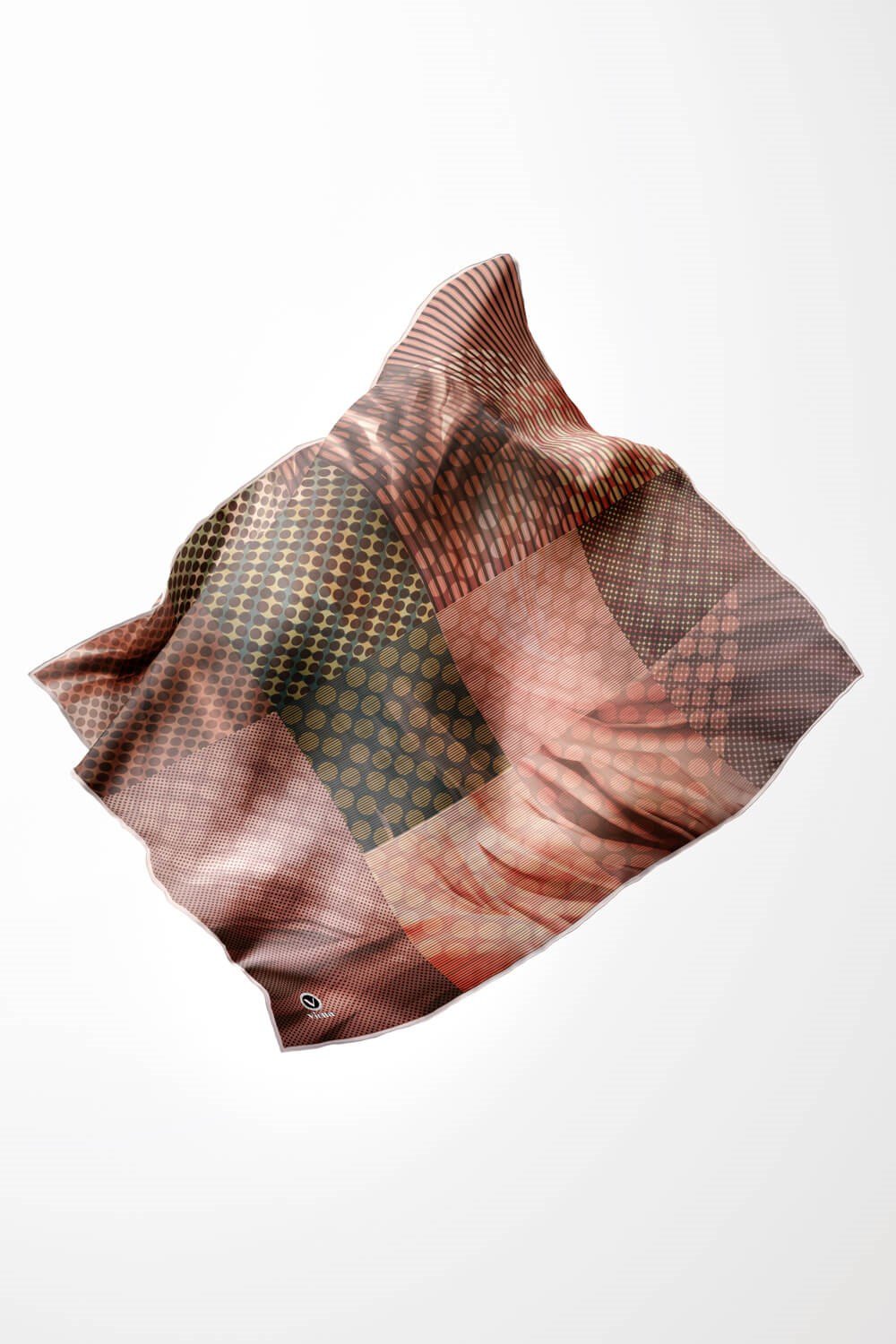 Twill Geometrik Desenli Bakır Renkli 90x90 Eşarp (İpek İçermez) Kenar Dikiş Şekli El Dikişli