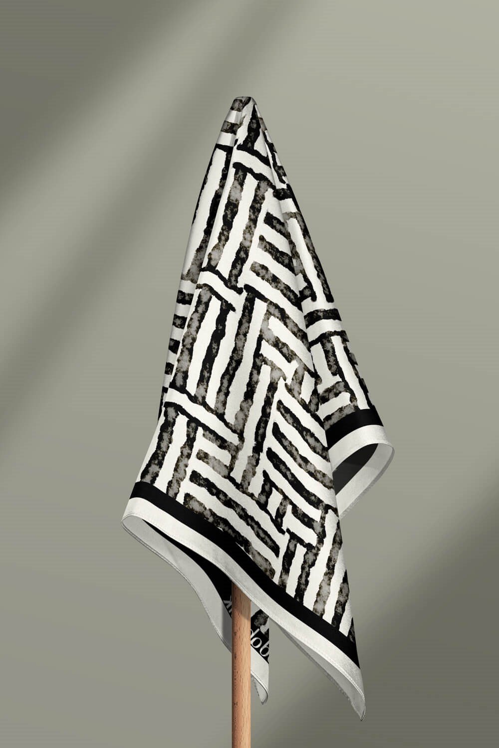 F40 Violla Siyah Beyaz Desenli Bandana