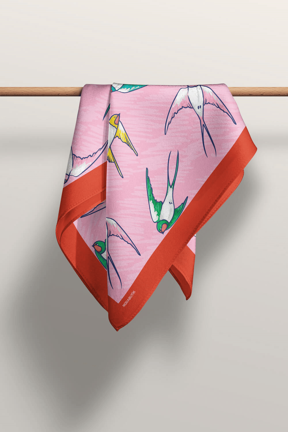 B45 Kadın Kuş Desenli Bandana 50x50 Pembe DG0410-22