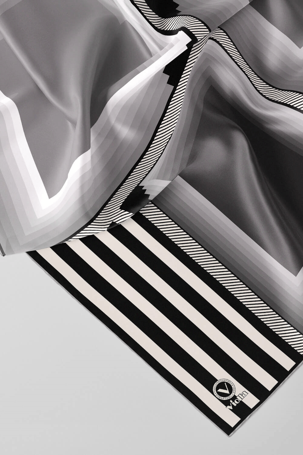 Twill Geometrik Desenli Gri Renkli 90x90 Eşarp (İpek İçermez) Kenar Dikiş Şekli El Dikişli