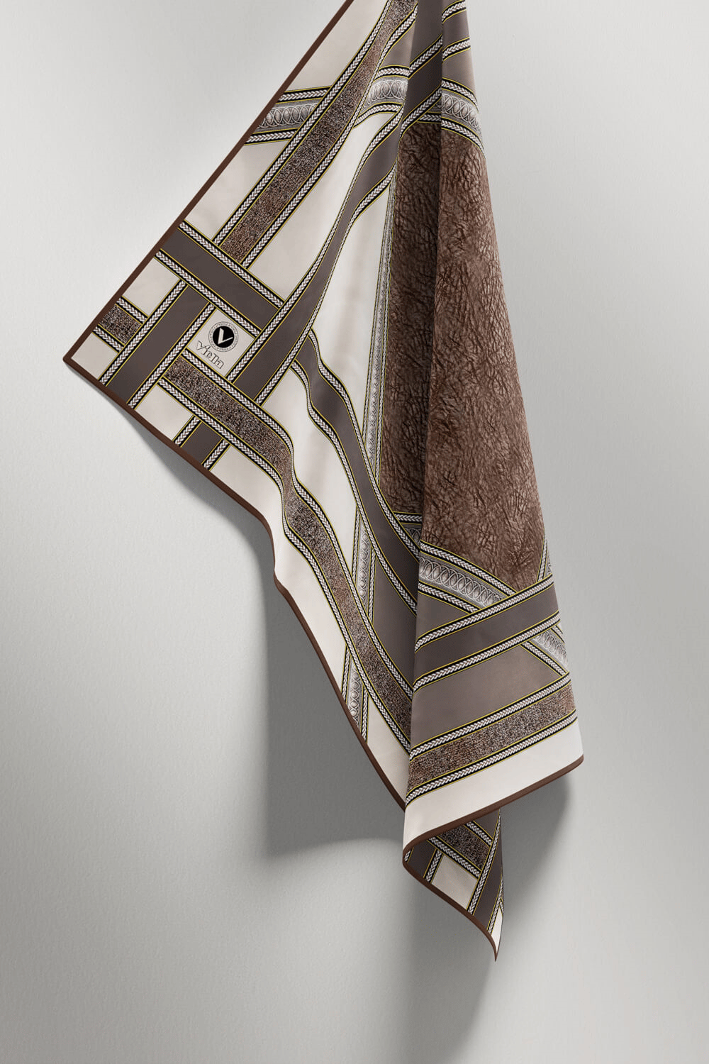 Twill Bordür Taş Desenli Vizon Renkli 90x90 Eşarp (İpek İçermez) Kenar Dikiş Şekli El Dikişli