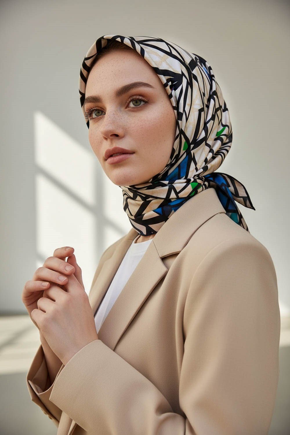 %100 Twill Renkli Petek Desenli Saks - Benetton Yeşili Renkli 90x90 Eşarp Dikim Şekli: El Dikişii