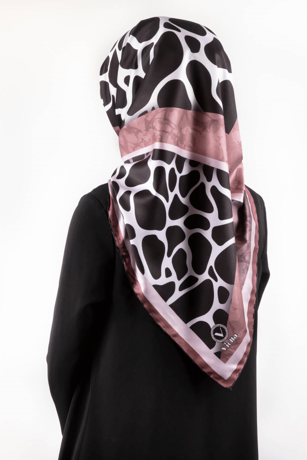 Twill Taş Desenli Pudra Renkli 90x90 Eşarp (İpek İçermez)Kenar Dikiş Şekli El Dikişli