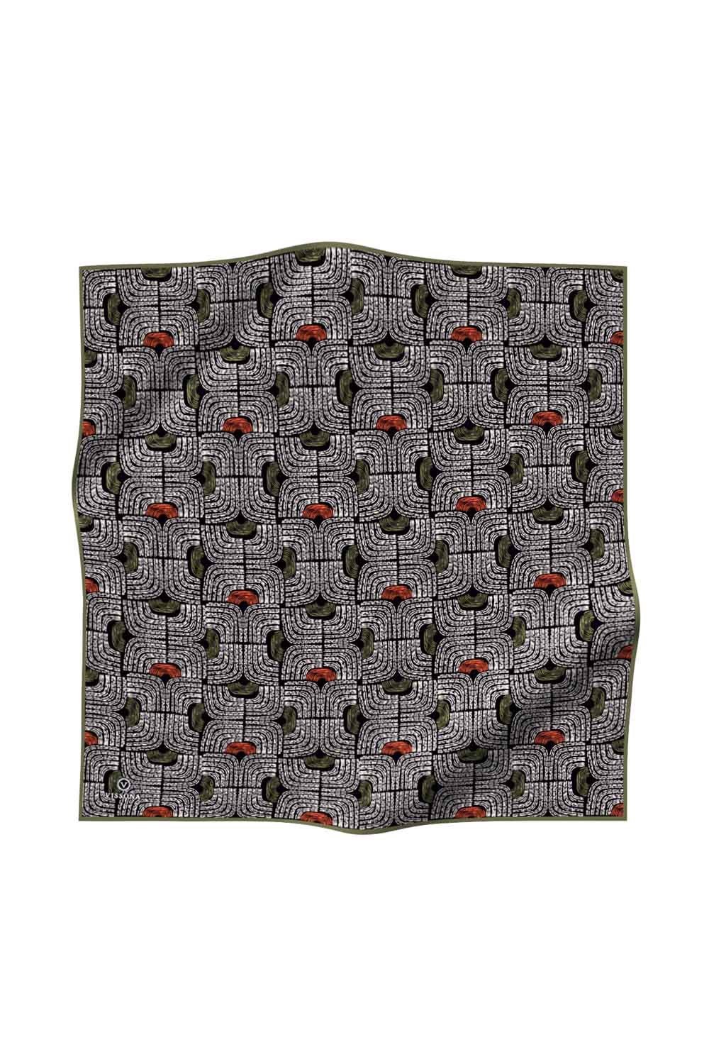 %100 Twill İpek Geometrik Desenli Taba - Haki Renkli 90x90 Eşarp Dikim Şekli : El Dikişi