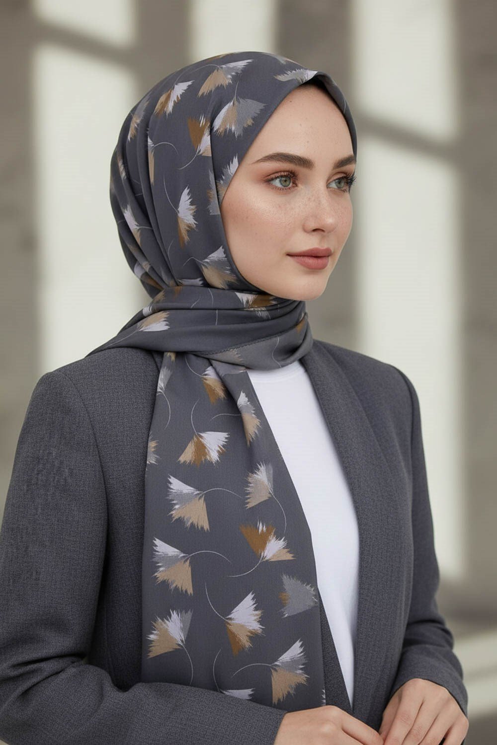 KREP YAPRAK DESENLİ GRİ RENKLİ 75X195 KIRIŞMAZ ŞAL
