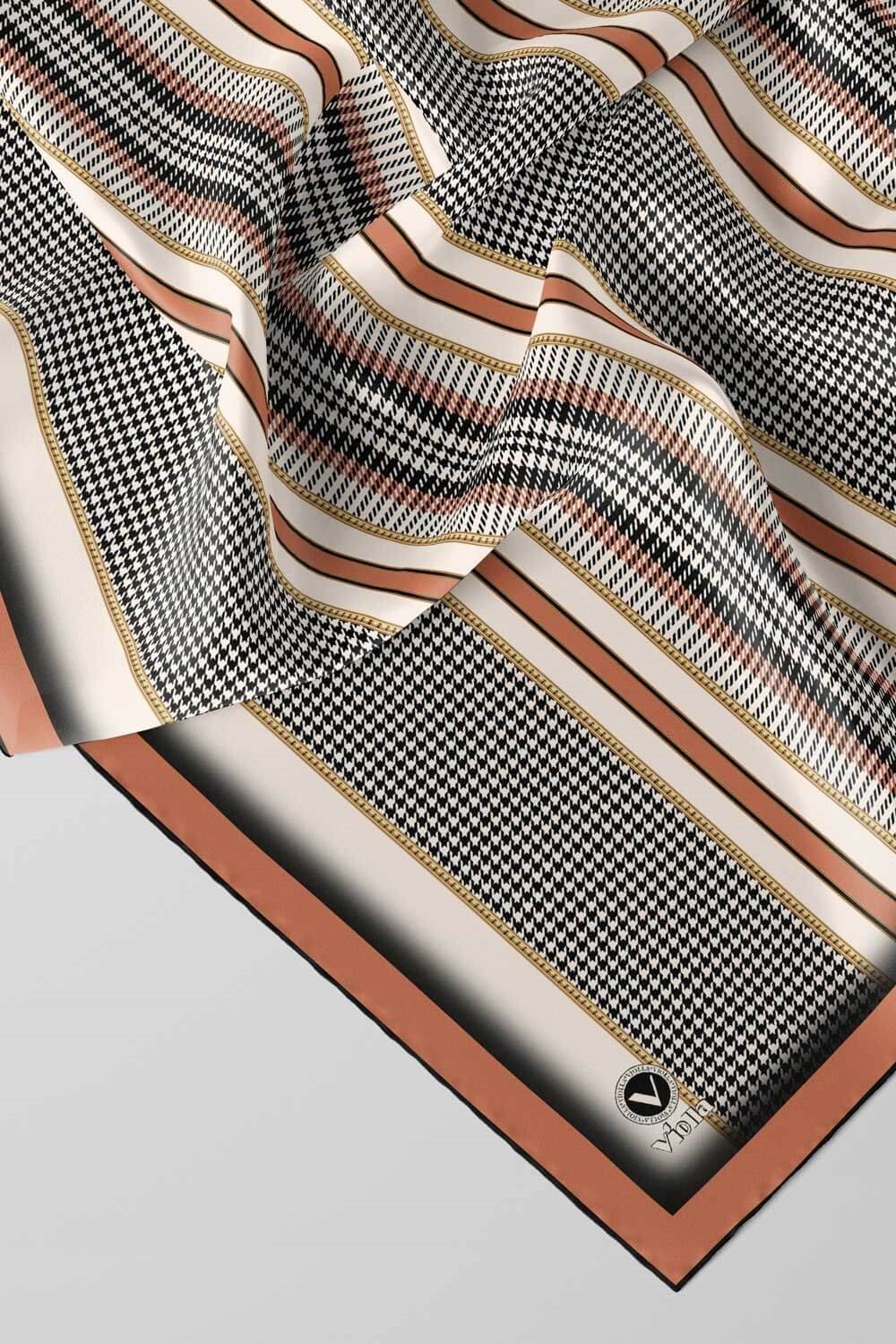 Twill Kazayaklı Şerit Desenli Somon Renkli 90x90 Eşarp (İpek İçermez) Kenar Dikiş Şekli El Dikişli