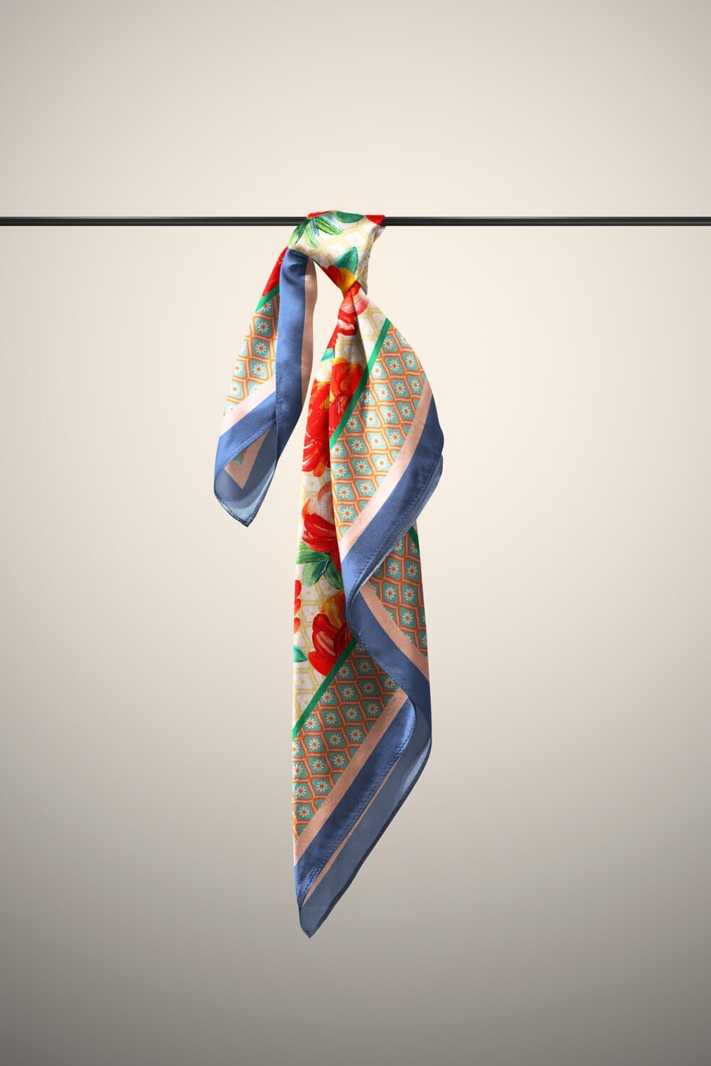 Violla B27  MODERN ÇİÇEKLER TASARIMLI BANDANA