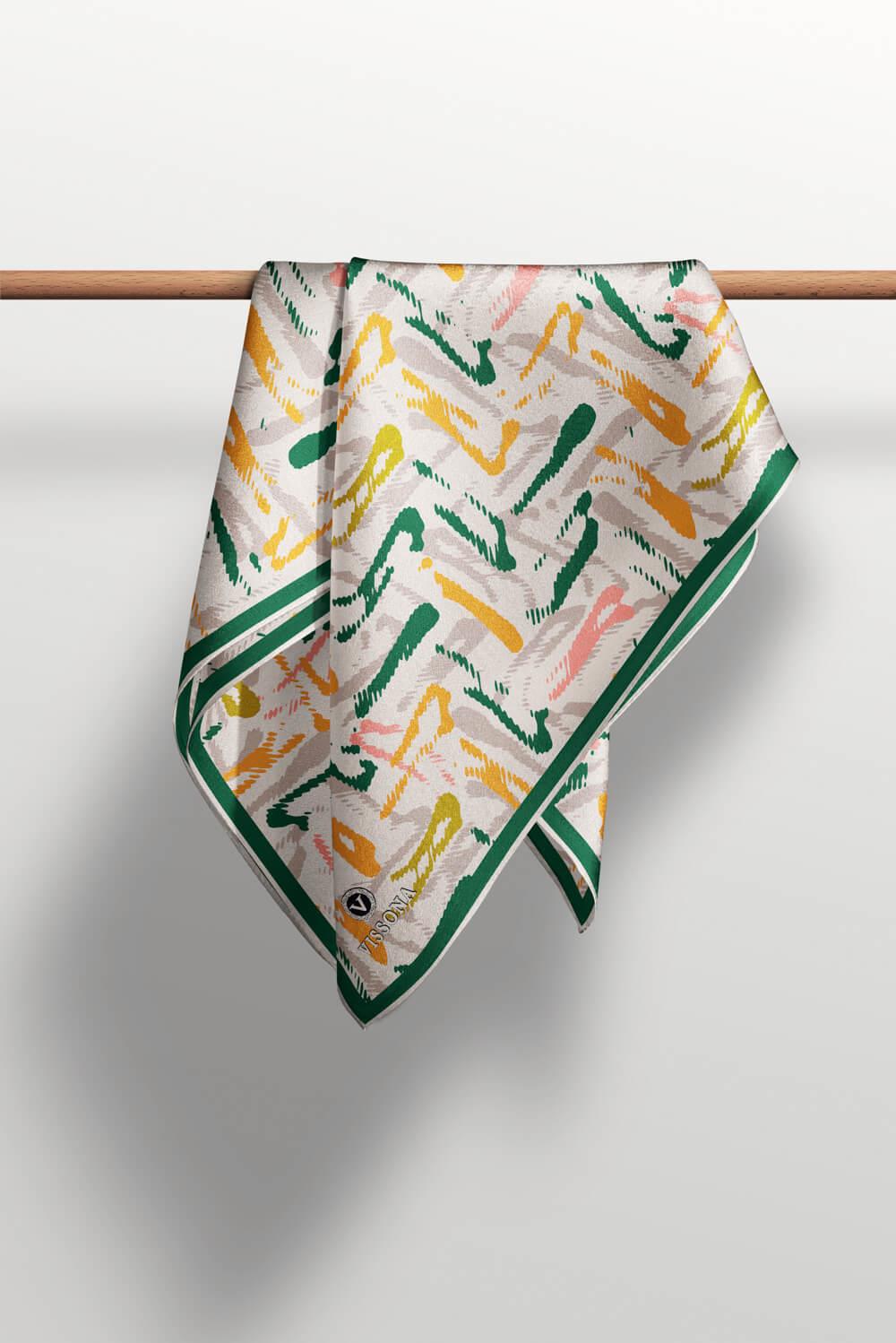 %100 Twill İpek Geometrik Desenli Benetton Yeşili - Sarı Renkli 90x90 Eşarp Dikim Şekli : El Dikişi