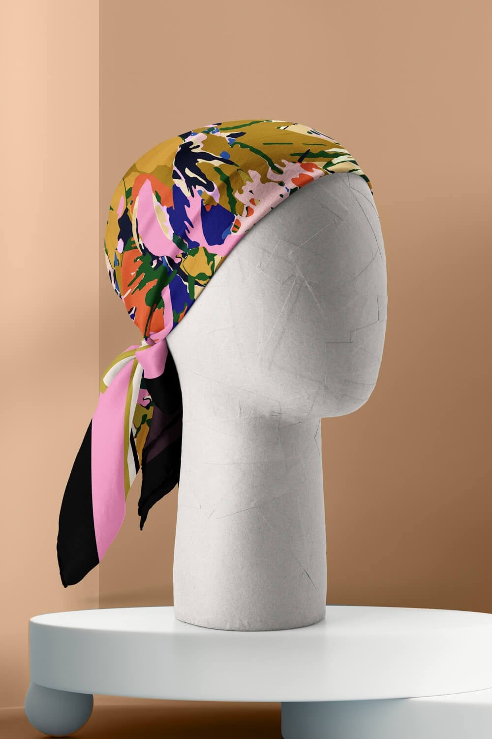 Violla B117 COLORFUL FLOWERS BANDANA