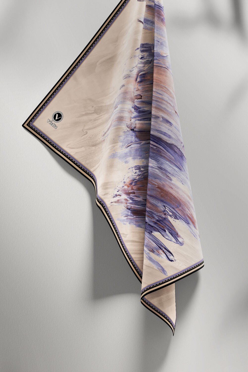Twill Fırça Darbesi Desenli Lila Renkli 90x90 Eşarp (İpek İçermez) Dikim Şekli : El Dikişi