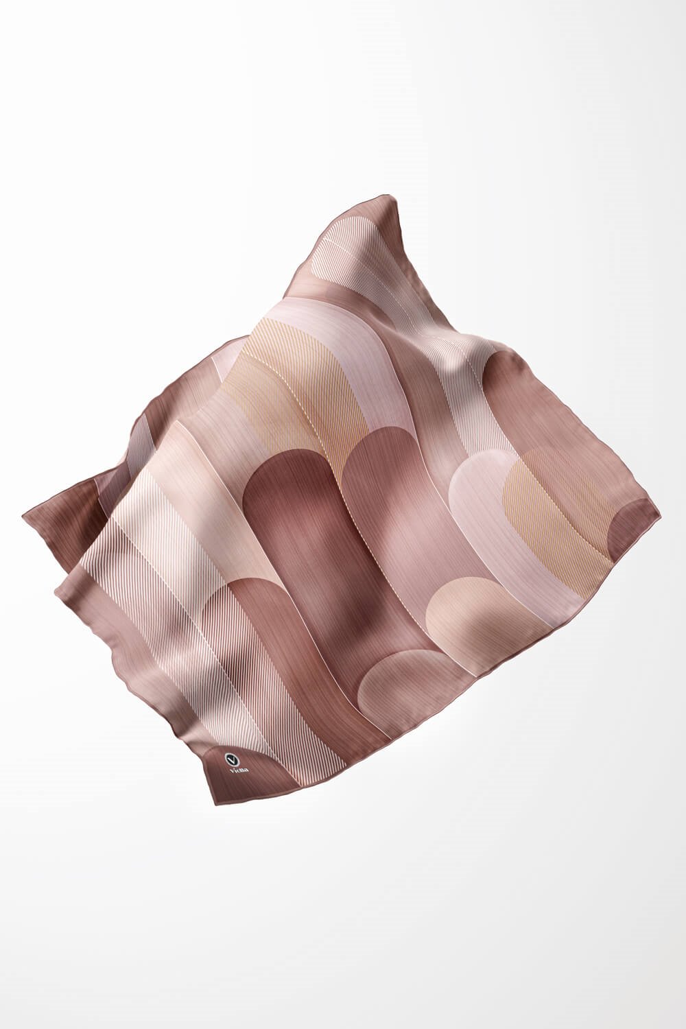 Twill Geometrik Desenli Somon Renkli 90x90 Eşarp (İpek İçermez) Kenar Dikiş Şekli El Dikişli