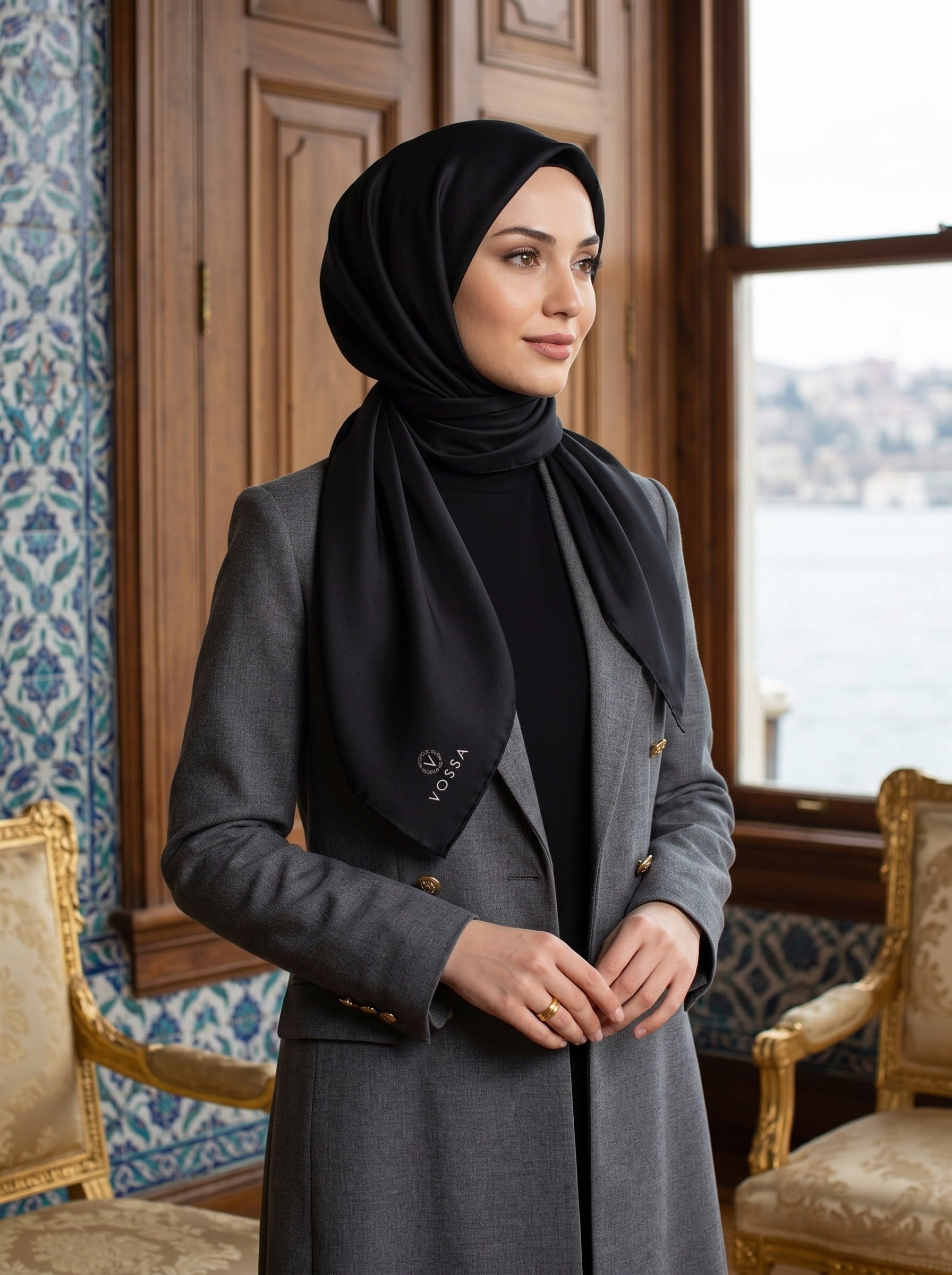 %100 Twill İpek Düz Siyah Renkli Daha Tok Exclusive Serisi 90x90 Eşarp Dikim Şekli : El Dikişi