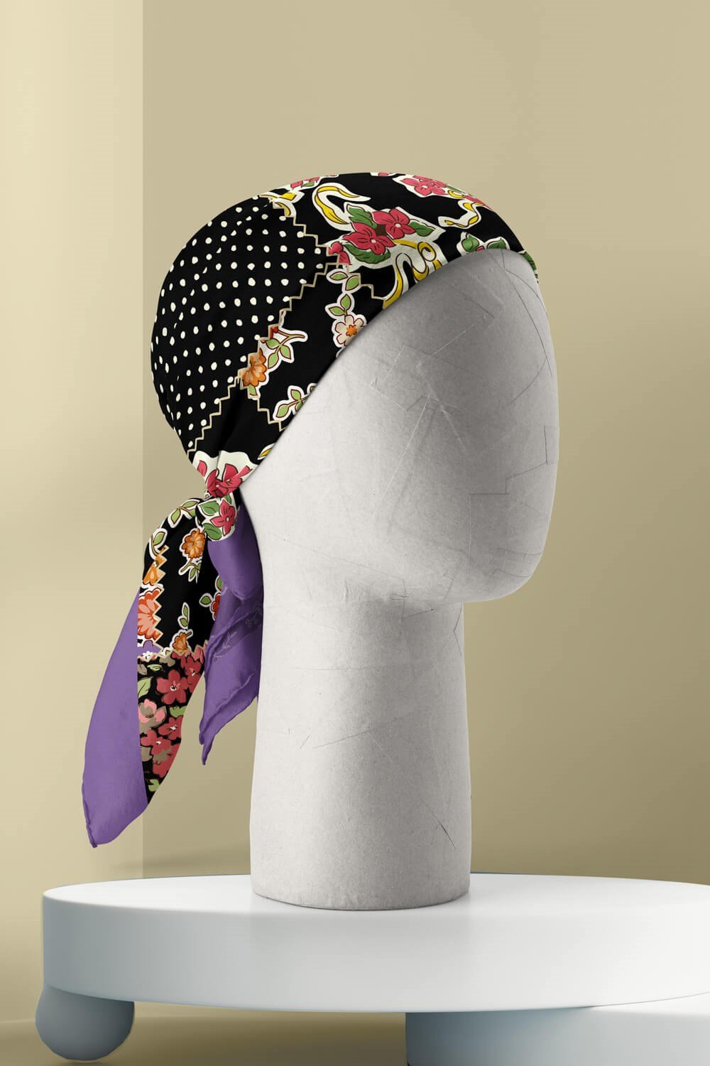 Violla A47 Kadın Patchwork Desenli Bandana 50x50 DG0114-22