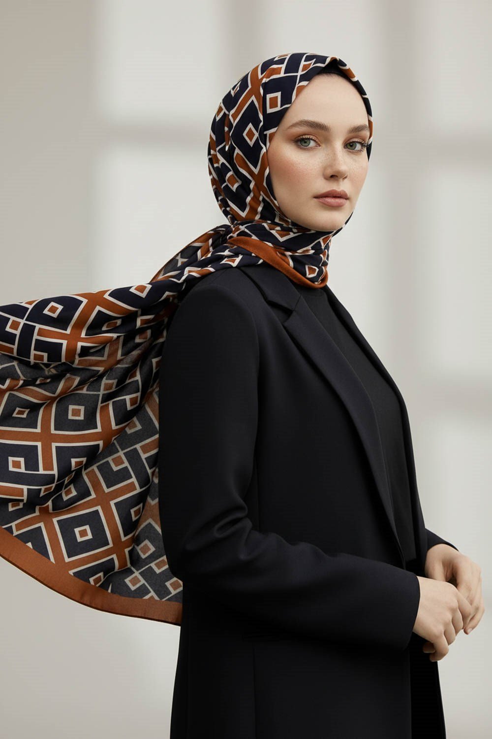 KREP GEOMETRİK DESENLİ TABA RENKLİ 75X195 KIRIŞMAZ ŞAL