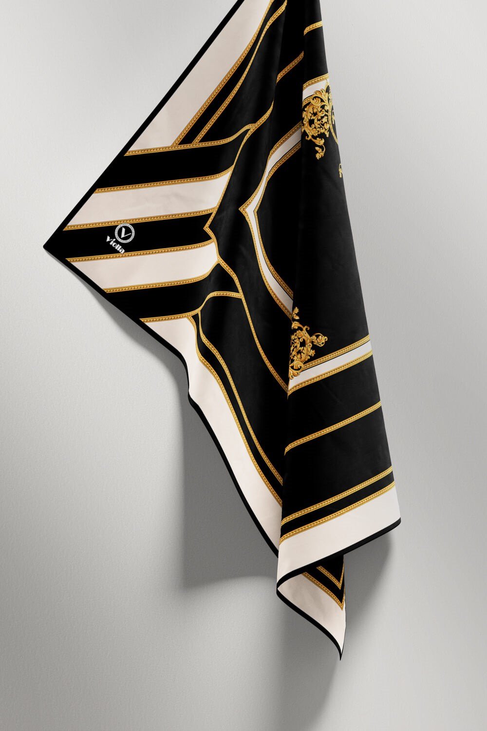 Twill Barok Desenli Siyah - Krem Renkli 90x90 Eşarp (İpek İçermez) Dikim Şekli : El Dikişi