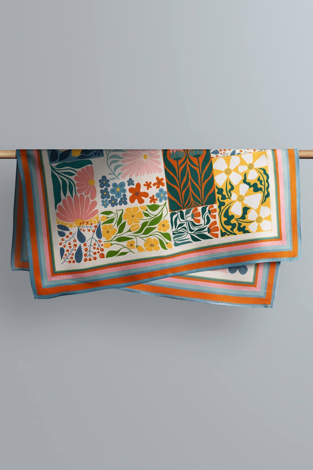 Violla A92 MODERN FLOWERS BANDANA(DG11958)