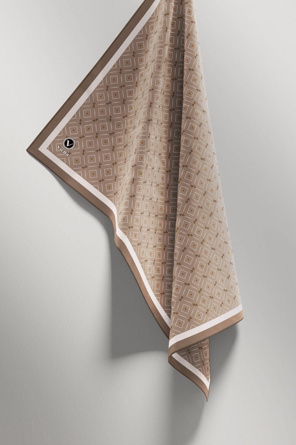 Kristal Çıtır Geometrik Desenli Desenli Bej Renkli 90x90 Eşarp (İpek İçermez) Kenar Dikiş Şekli El Dikişli