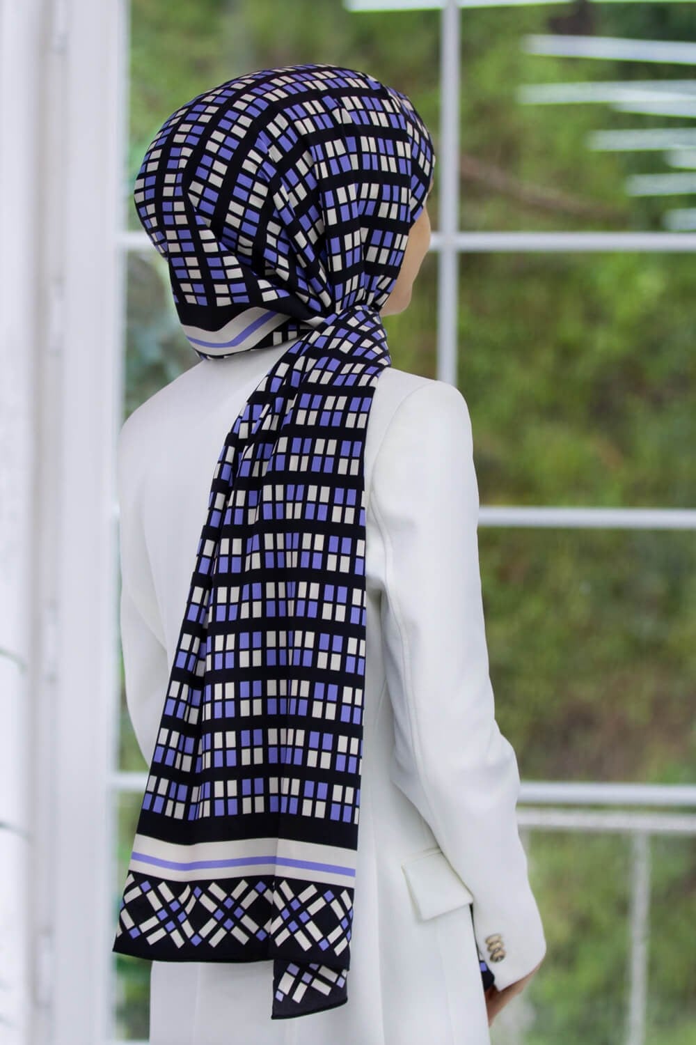 KREP KARE DESENLİ BEBE MAVİSİ RENKLİ 75X195 KIRIŞMAZ ŞAL