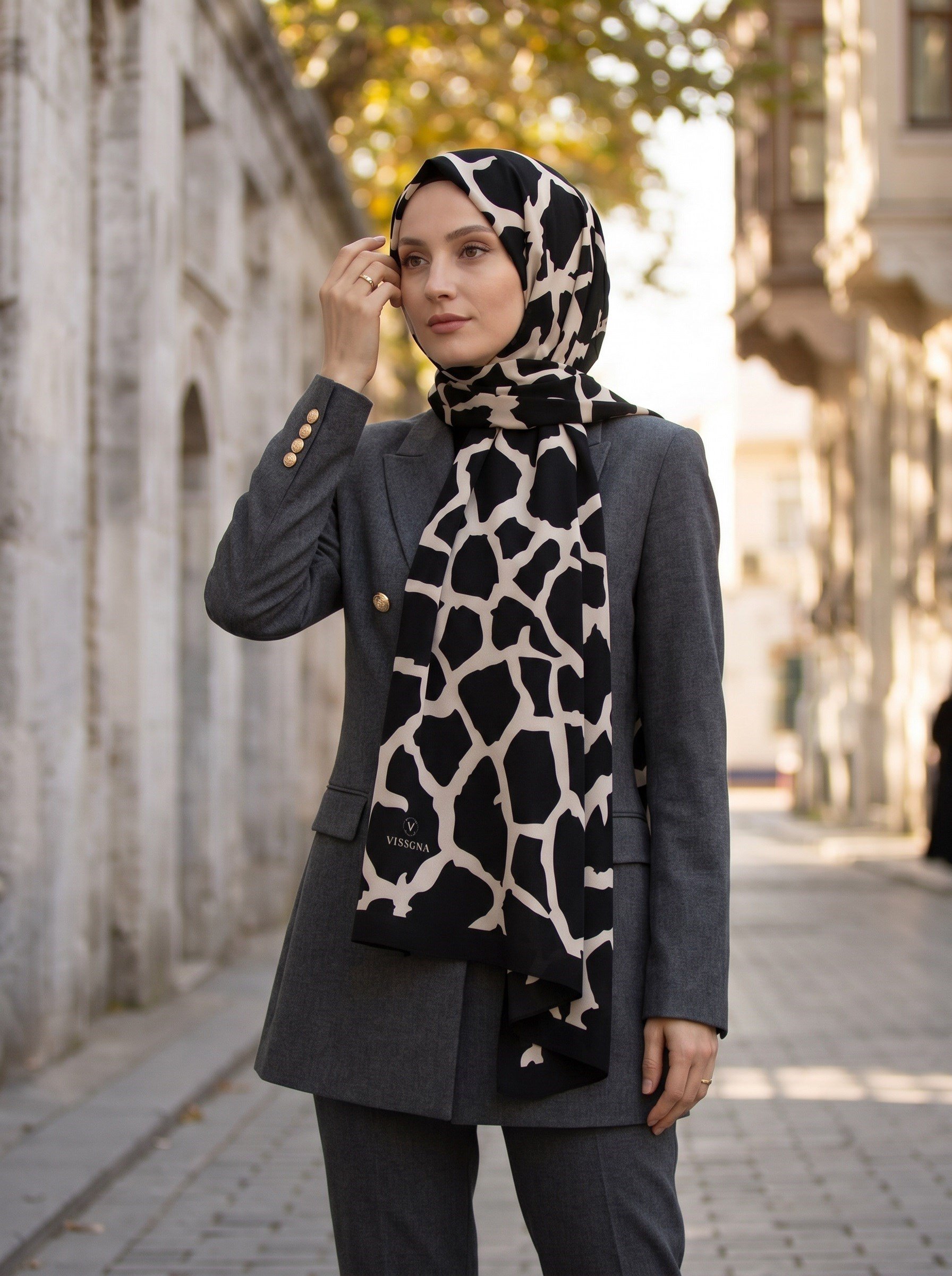 KREP TAŞ DESENLİ SİYAH - BEJ RENKLİ 75X195 KIRIŞMAZ ŞAL