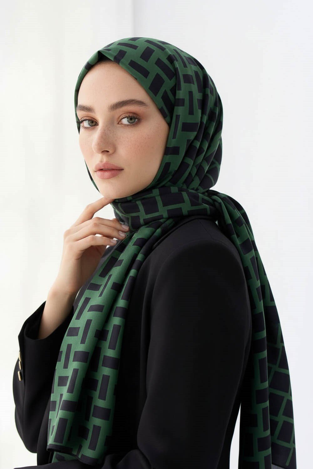 KREP KARELİ DESENLİ PETROL YEŞİLİ RENKLİ 75X195 KIRIŞMAZ ŞAL