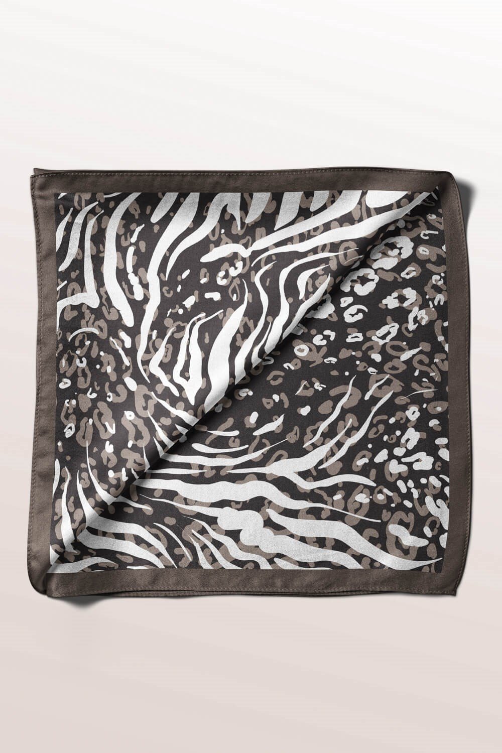 Violla Z21 Kadın Yaprak Desenli Bandana 50x50 Kahverengi Beyaz - DG0267