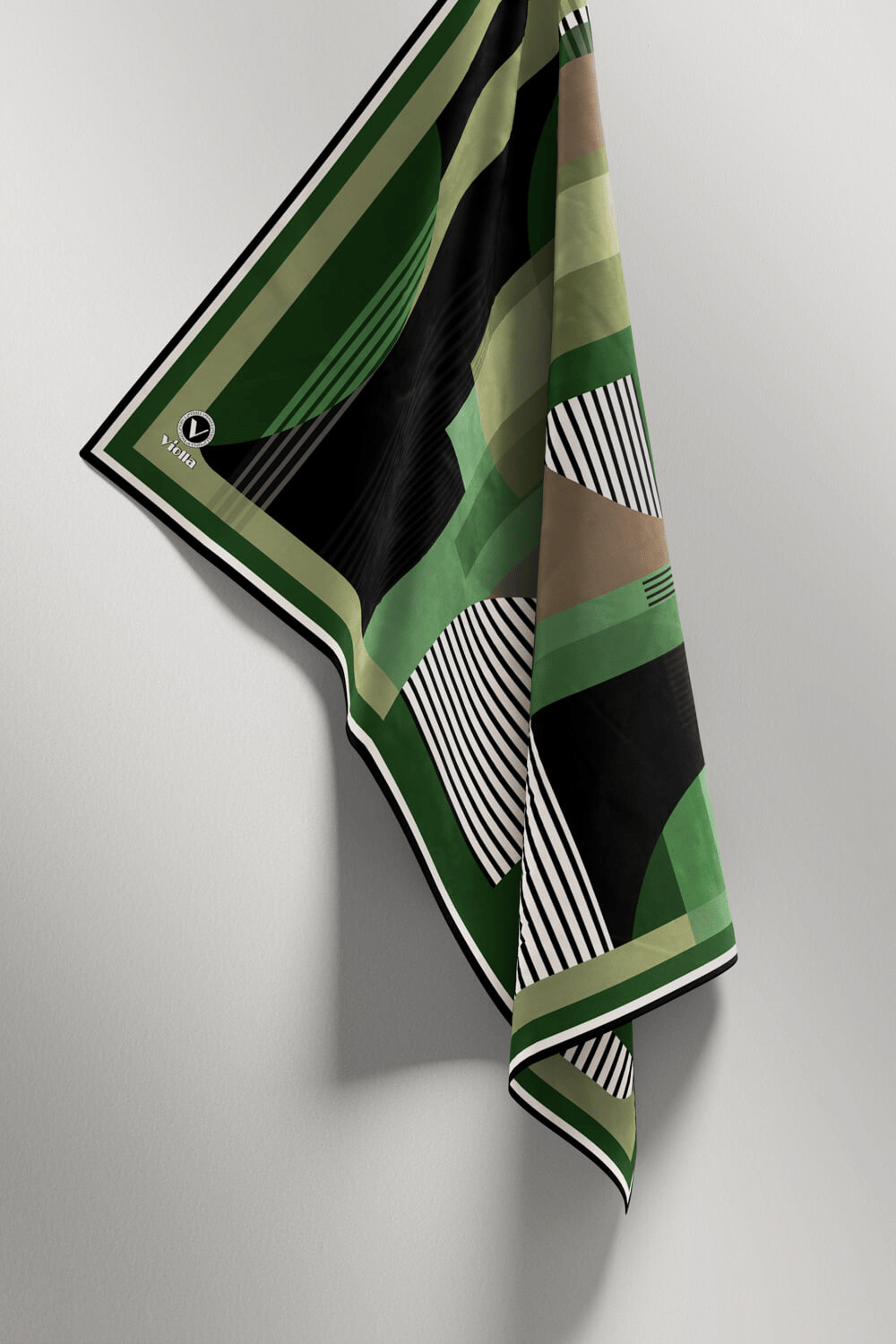Twill Çizgili Ve Geometrik Desenli Zümrüt Yeşili Renkli 90x90 Eşarp (İpek İçermez) Kenar Dikiş Şekli El Dikişli