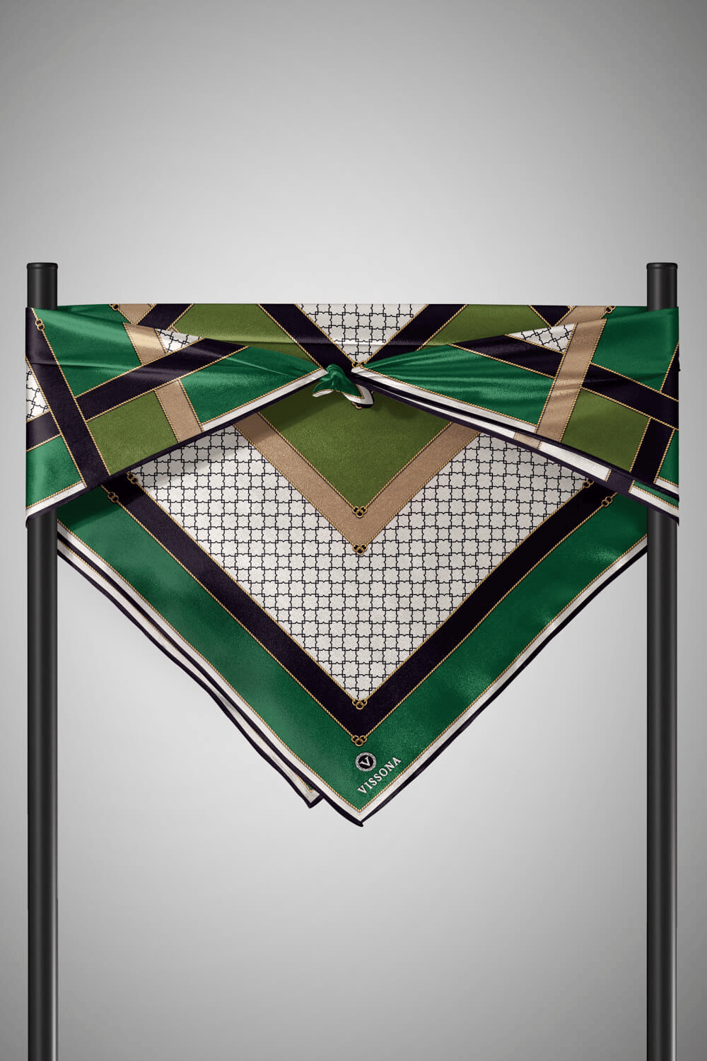%100 Twill İpek Geometrik Desenli Zümrüt Yeşili - Siyah Renkli 90x90 Eşarp Dikim Şekli : El Dikişi