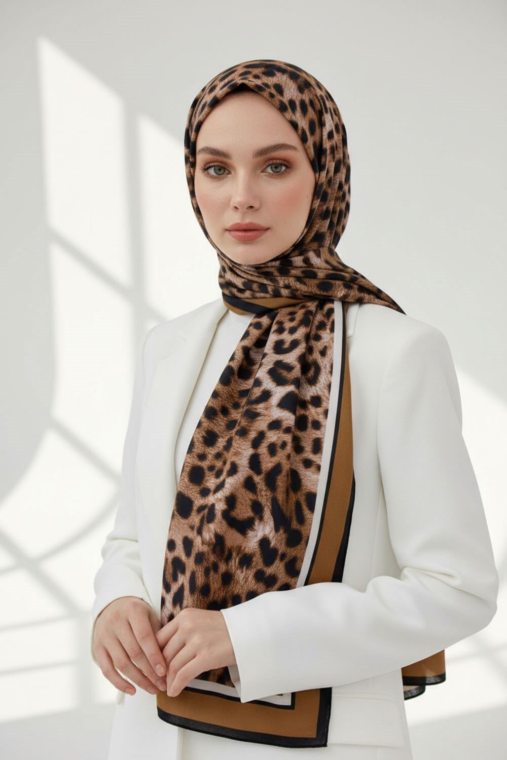 KREP LEOPAR DESENLİ TABA RENKLİ 75X195 KIRIŞMAZ ŞAL