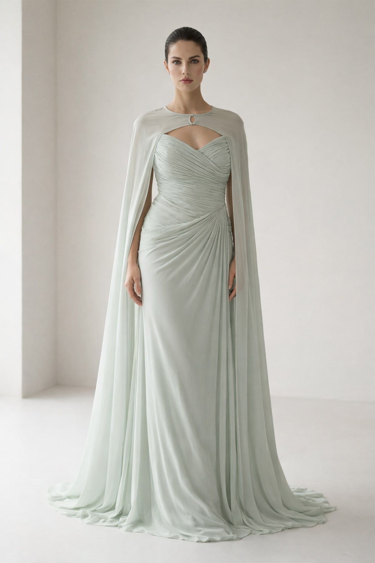 Mint Drape Ve Bel Detaylı Pelerinli Yırtmaçlı Abiye Elbise