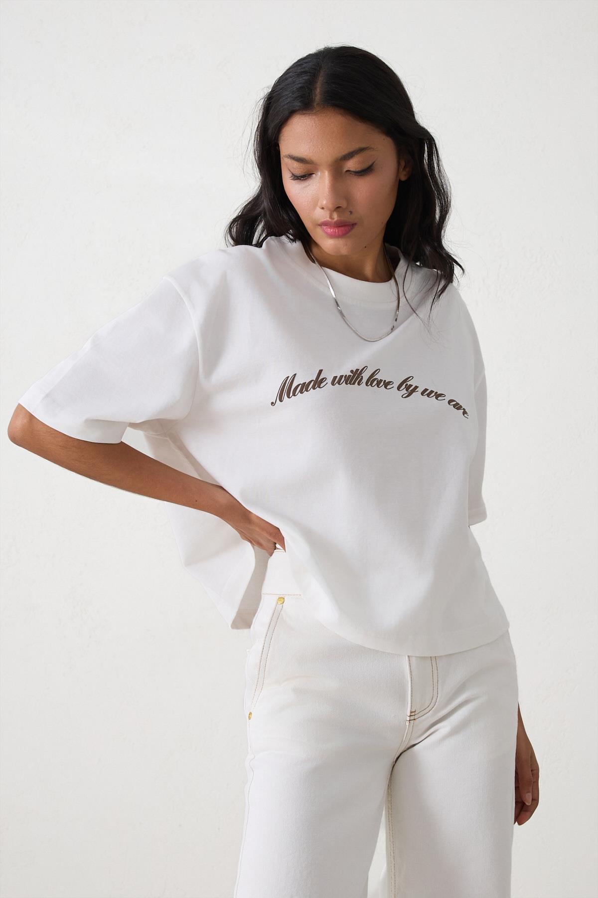 Ekru 2YB2CTS0468 T-SHIRT Kadın Kategorisiz modelleri